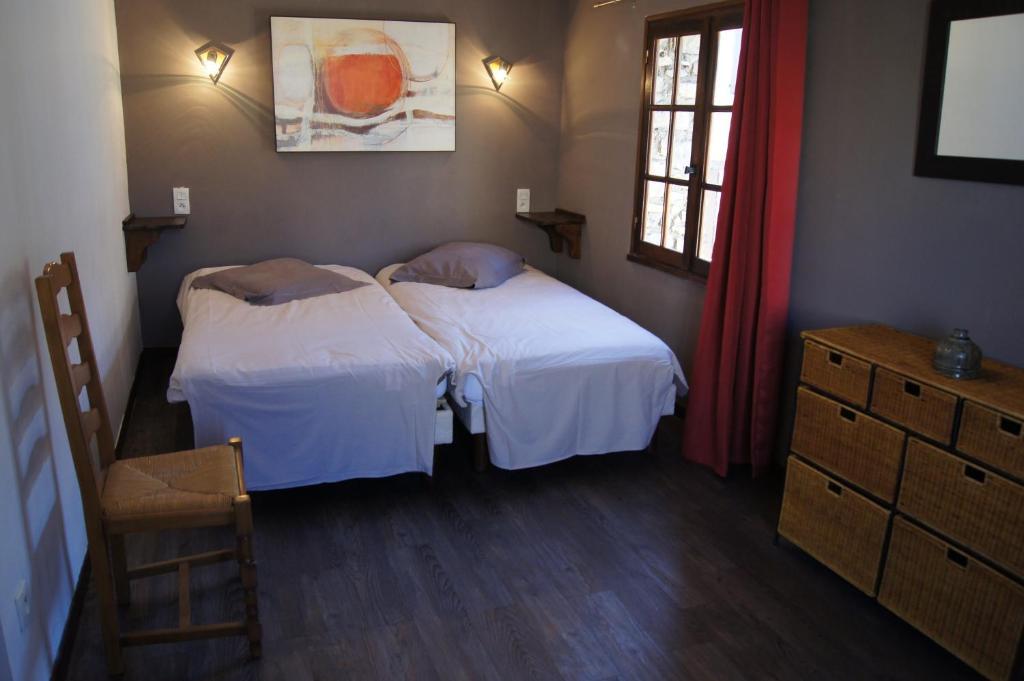 Hotel La Claveliere Saint-Auban-sur-lʼOuvèze Zimmer foto